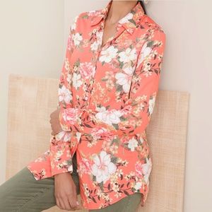Women's Chico's Long Sleeve Collared Floral Button Down Shirt in Size XXS